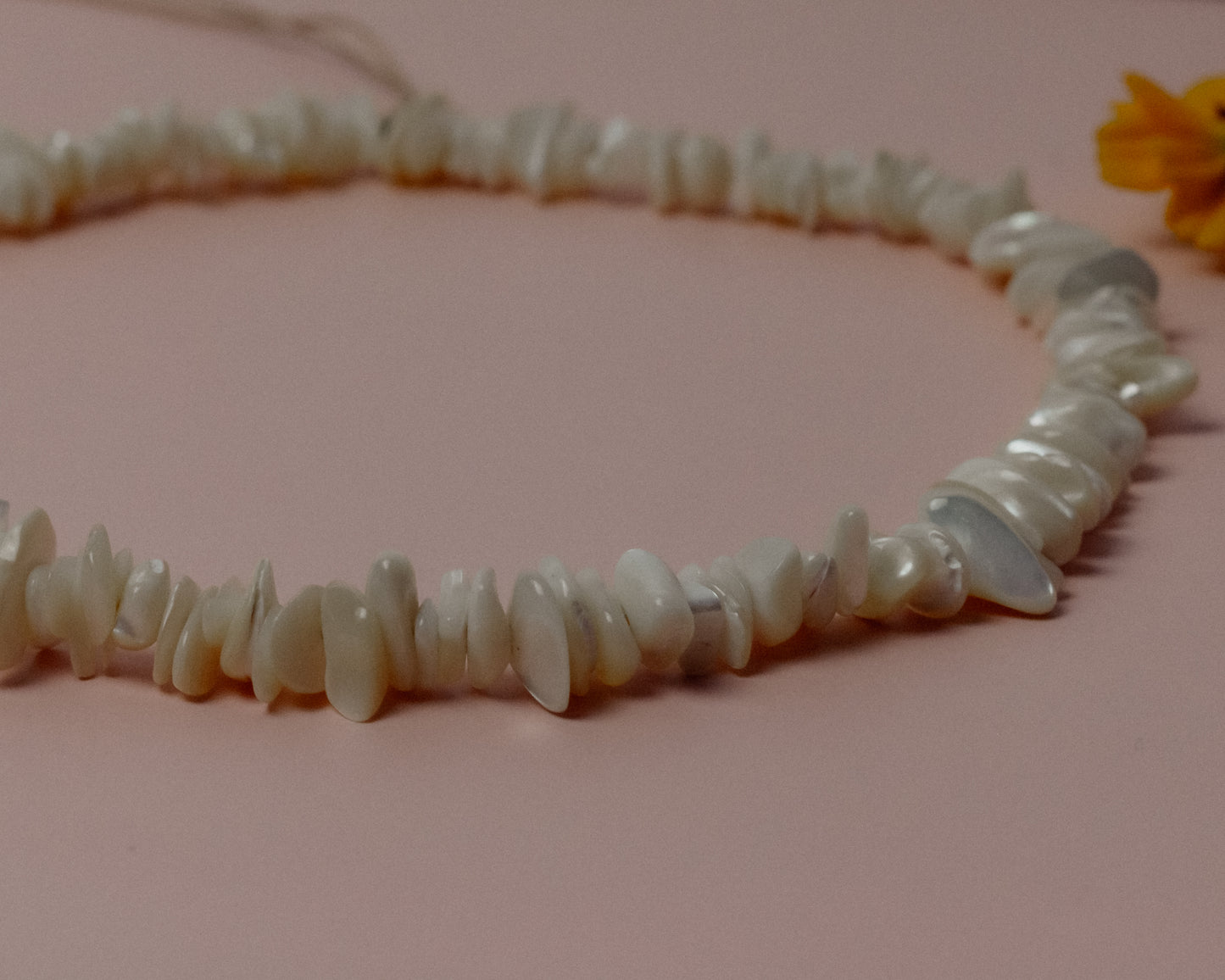 Moon Shell • Perlmutt Splitterkette