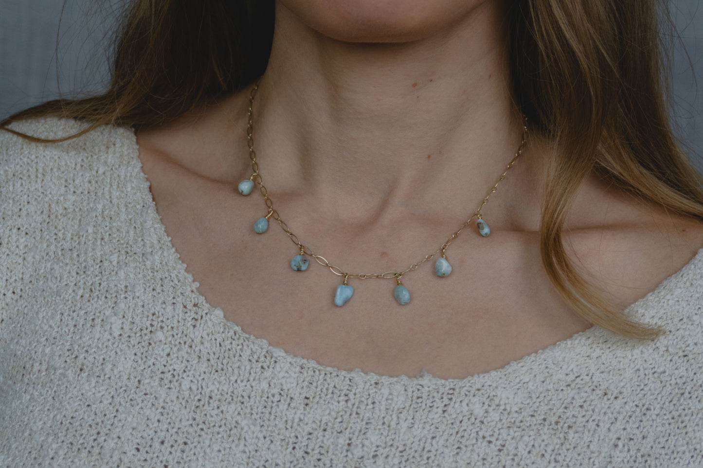 SERENITY · Vergoldete Silberkette mit Larimar