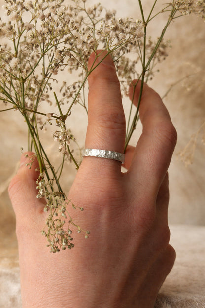 Luna Surface · Deep